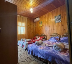 4-местный номер стандарт с 2 двуспальными кроватями в Солнечный пляж