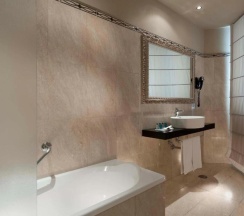 Двухместный полулюкс двуспальная кровать в c-hotels Diplomat
