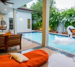 Вилла Deluxe с 5 комнатами в Villa Navin Resort