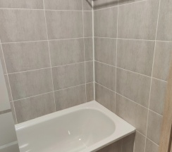 Двухместный номер Standard с балконом и с красивым видом из окна (двуспальная кровать) в Квартира в Новом ЖК Макаринская Роща
