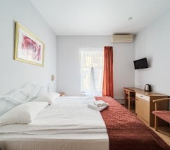 Стандартная комната с двуспальной кроватью в Октавиана