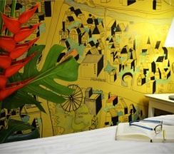 Номер Standard с красивым видом из окна в Goodfellas Thong Lor Hostel