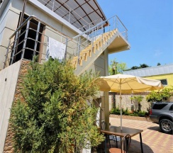 Домик с патио и видом на море  /Без питания или ALL INCLUSIVE + BAR в Лоогуна