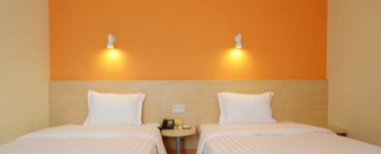 Двухместный номер Standard 2 отдельные кровати в 7 Days Inn Guangzhou Fangcun Jiaokou Metro 2nd Branch