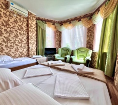 Трехместный номер в Каролина