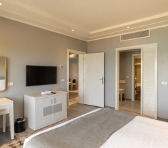Люкс Posh Club Crystal Jacuzzi в Sunrise Crystal Bay Resort