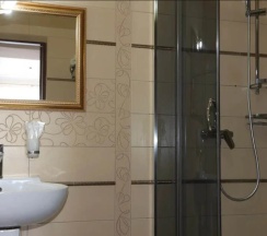 Номер люкс № 9, 10 в Гранд