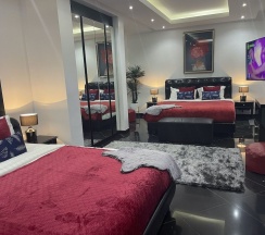 Двухместная вилла Grand двуспальная кровать в Villas In Pattaya