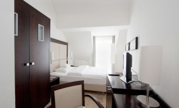 Одноместный номер Standard в Burns Art Hotel