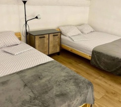 Апартаменты c 1 комнатой в Баня and дача