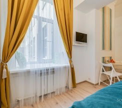 Люкс двухуровневый четырехместный в Sokroma Фонтанный дом