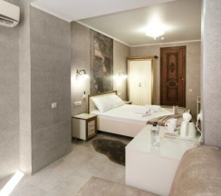 Трёхместный номер Comfort Land в Grand Way Панорама
