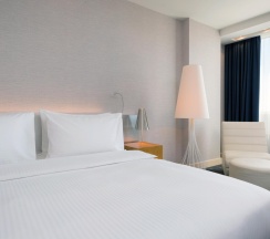 Номер улучшенный с видом на город в Radisson Blu Belorusskaya Hotel Moscow