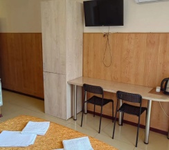 Двухместный номер Superior с балконом и с красивым видом из окна двуспальная кровать в Тихий домик