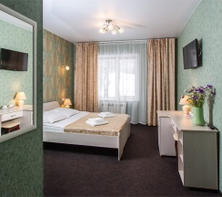 Улучшенный с 2-х спальной кроватью в Респект-Hotel