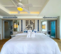 Двухместный люкс Royal Thani c 1 комнатой двуспальная кровать в Katathani Phuket Beach Resort