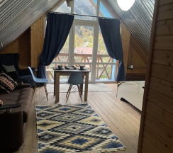 Двухместный номер Standard с балконом двуспальная кровать в Райские яблоки