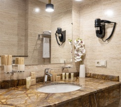 Стандатный номер с видом на горы в Montchalet SPA by Stellar Hotels