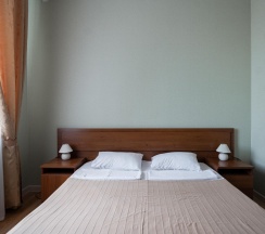 Номер полулюкс с 1 двуспальной кроватью в Djump hotel