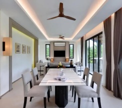 Люкс с 2 комнатами с видом на поле для гольфа в Tinidee Golf Resort Phuket
