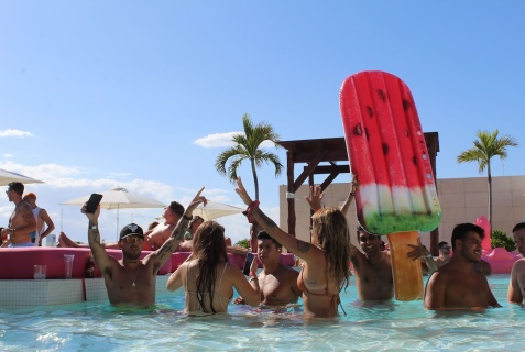 Авенида-Конституентес: Отель The Palm at Playa