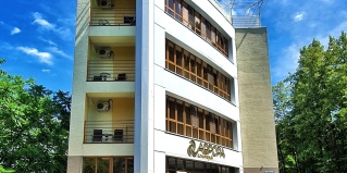 Белокуриха: Санаторий Аврора