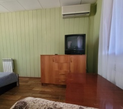 13-ти местный дом с удобствами в Ветерок