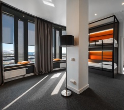 Стандарт двухкомнатный 6-местный с  2-х ярусными кроватями в Delta Sirius