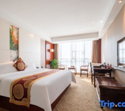 Двухместный номер Deluxe двуспальная кровать в Linghai Hotel