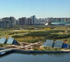 Двухместный люкс Executive с видом на парк двуспальная кровать в TÖR`RE Astana by Wyndham