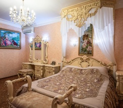 Королевский Люкс в Чеботарёвъ