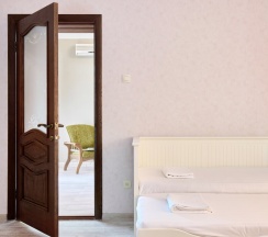 Шестиместный номер Economy в Прованс