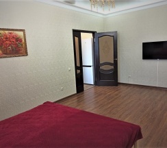 М.Горького 85Б. 1-комн.кв., 10-этаж, 76 в АнтиОтель