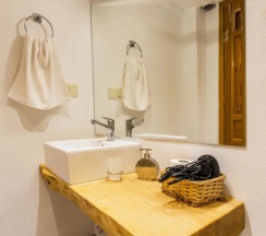 Люкс в Calypso Cozy Suites