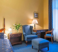 Одноместные апартаменты односпальная кровать в Bohemia Plaza Residence