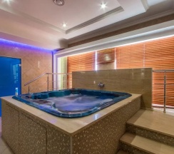 Двухместный люкс двуспальная кровать в Фонда