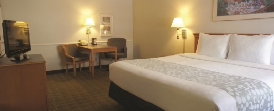 Двухместный люкс двуспальная кровать в Baymont by Wyndham Austin University Area