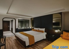 Двухместный номер Deluxe с красивым видом из окна двуспальная кровать в Graph Hotels Bangkok