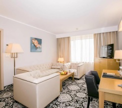 Полулюкс с видом на горы в Hotel Marinela Sofia