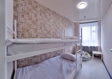 Двухместный номер с 2 односпальными кроватями в Иж-Хостел