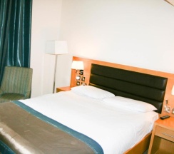 Двухместный номер Economy двуспальная кровать в Cromwell Crown Hotel