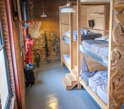 Кровать в общем номере в PodShare DTLA Arts District - Hostel
