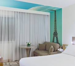 Двухместный номер Classic двуспальная кровать в Mercure Paris Vaugirard Porte de Versailles