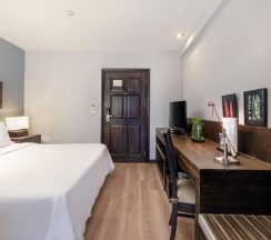 Полулюкс с 2 комнатами в A-One Bangkok Hotel