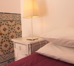 Двухместный номер Standard с красивым видом из окна 2 отдельные кровати в Lost Inn Lisbon Hostel