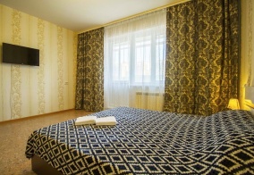 Апартаменты 5 Ночей на улице Караульная 48 в Красноярске