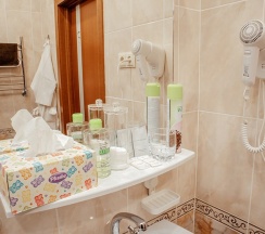 Стандартный номер с балконом в Brothershotel.ru