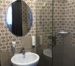 Комната комфорт с 1 двуспальной кроватью в Рогожкино