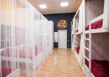 Кровать в общем номере c 4 двухъярусными кроватями и 5 односпальными кроватями(удобства на этаже) в Yes! hostel