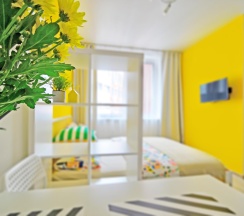 Апартаменты эконом 0.3 в Apartments Private (Апартментс Прайвит) на улице 9 Мая